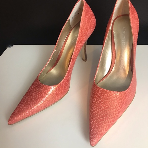 Nine West Shoes - 👠NINE WEST Freda Heels Leather Coral Snake 🔥